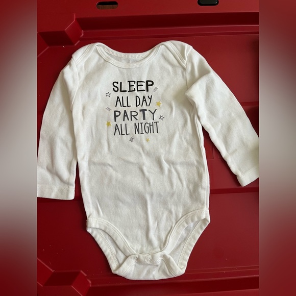 onesie - Picture 1 of 1